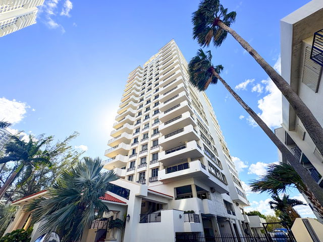 Florida Towers  photo 2